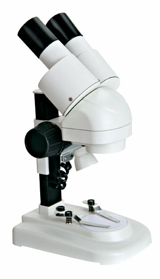 microscopio con luce